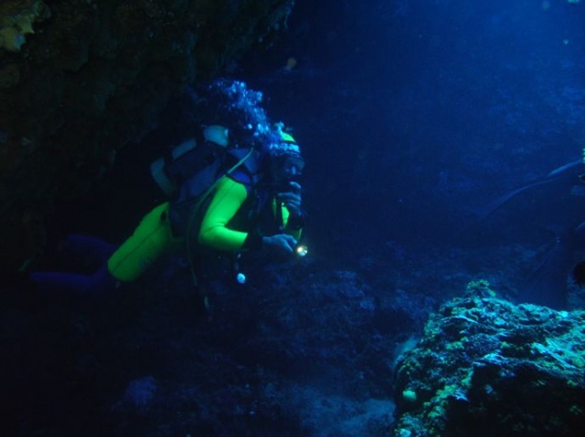  Explorando el fondo marino 